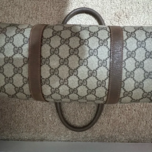 Gucci Boston Accesory Collection in GUC - Picture 7 of 10